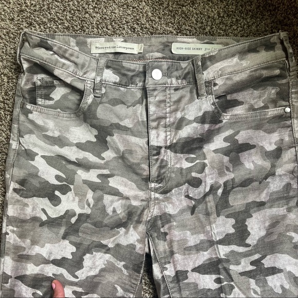 Pilcro and the Letterpress High Rise Skinny Metallic Camo Print Jeans - Picture 4 of 4